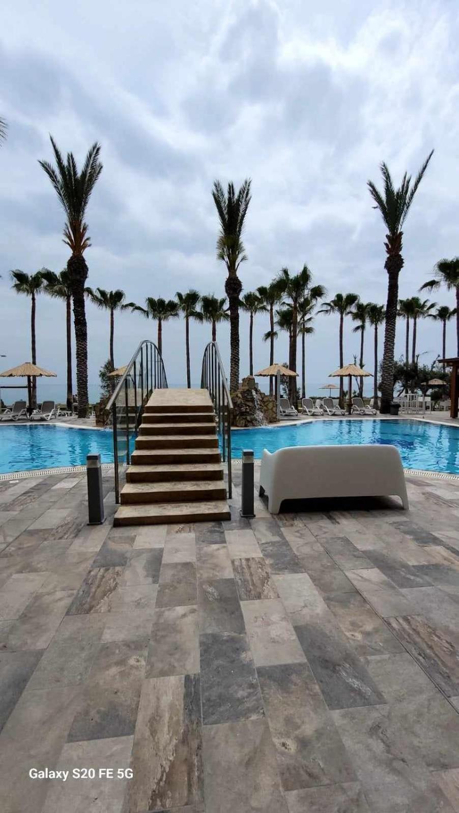 Simos Magic Beach Hotel Apts Ajia Napa Zewnętrze zdjęcie