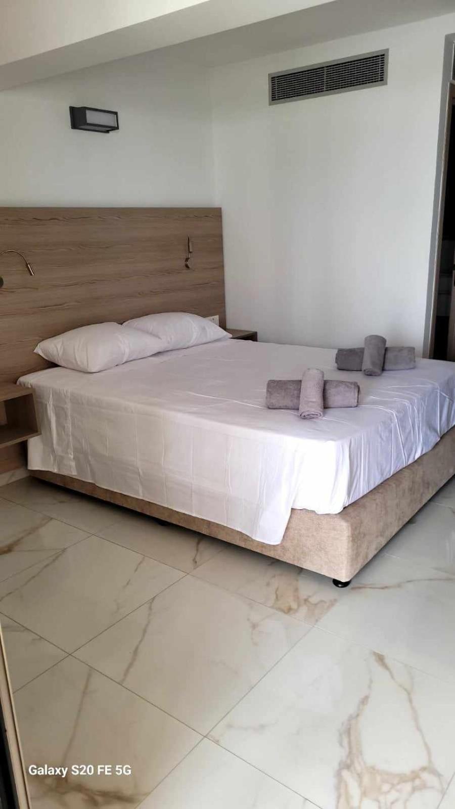 Simos Magic Beach Hotel Apts Ajia Napa Zewnętrze zdjęcie