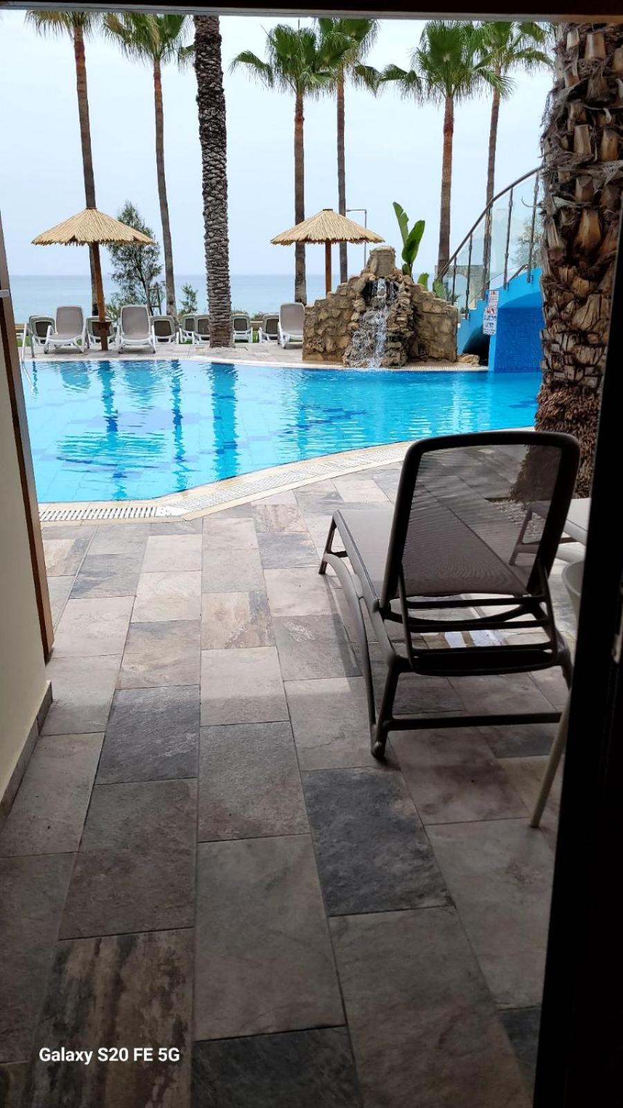 Simos Magic Beach Hotel Apts Ajia Napa Zewnętrze zdjęcie